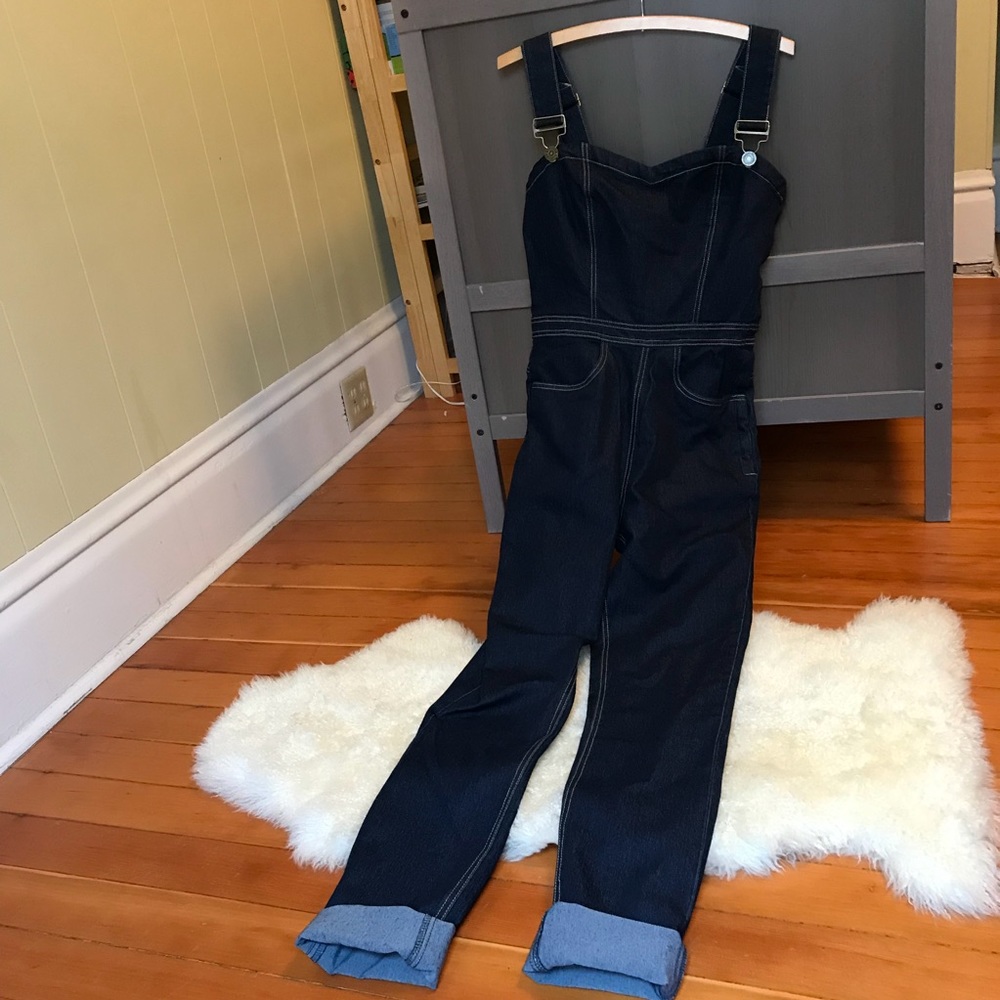 Collectif “Denise Dungarees” overalls
